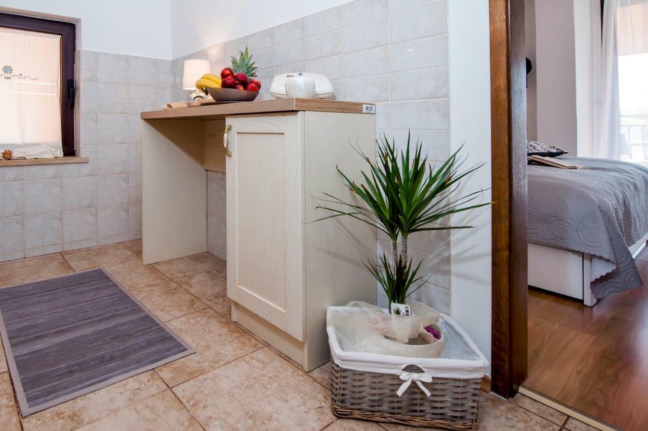 Apartment Len ロヴィニ エクステリア 写真